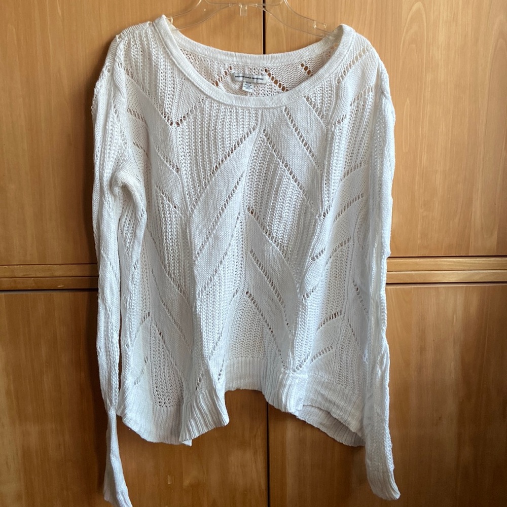 American eagle outfitters white sweater